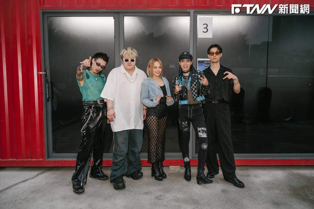 華納音樂群星上週末受邀至香港2024年度盛事「春浪音樂節」登台演出。（圖／華納音樂提供）