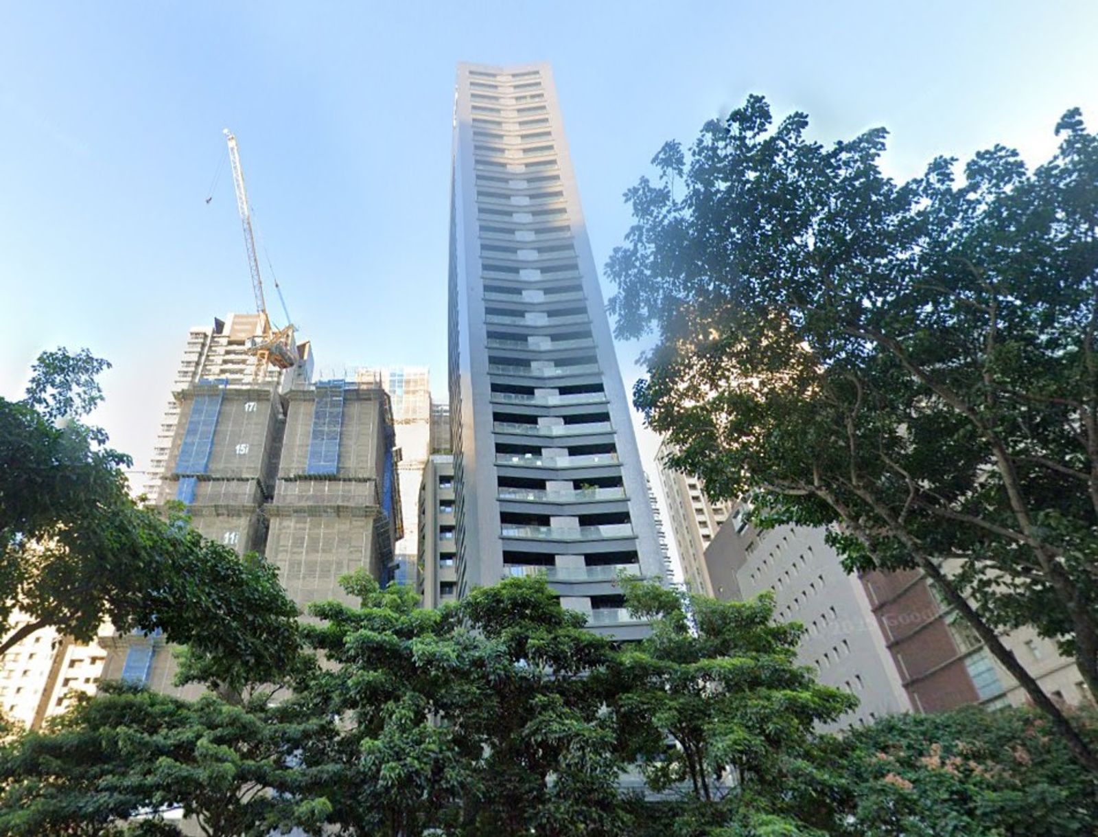福玥公司設在中市中心區豪華商辦大樓裡。（翻攝自Google Maps）