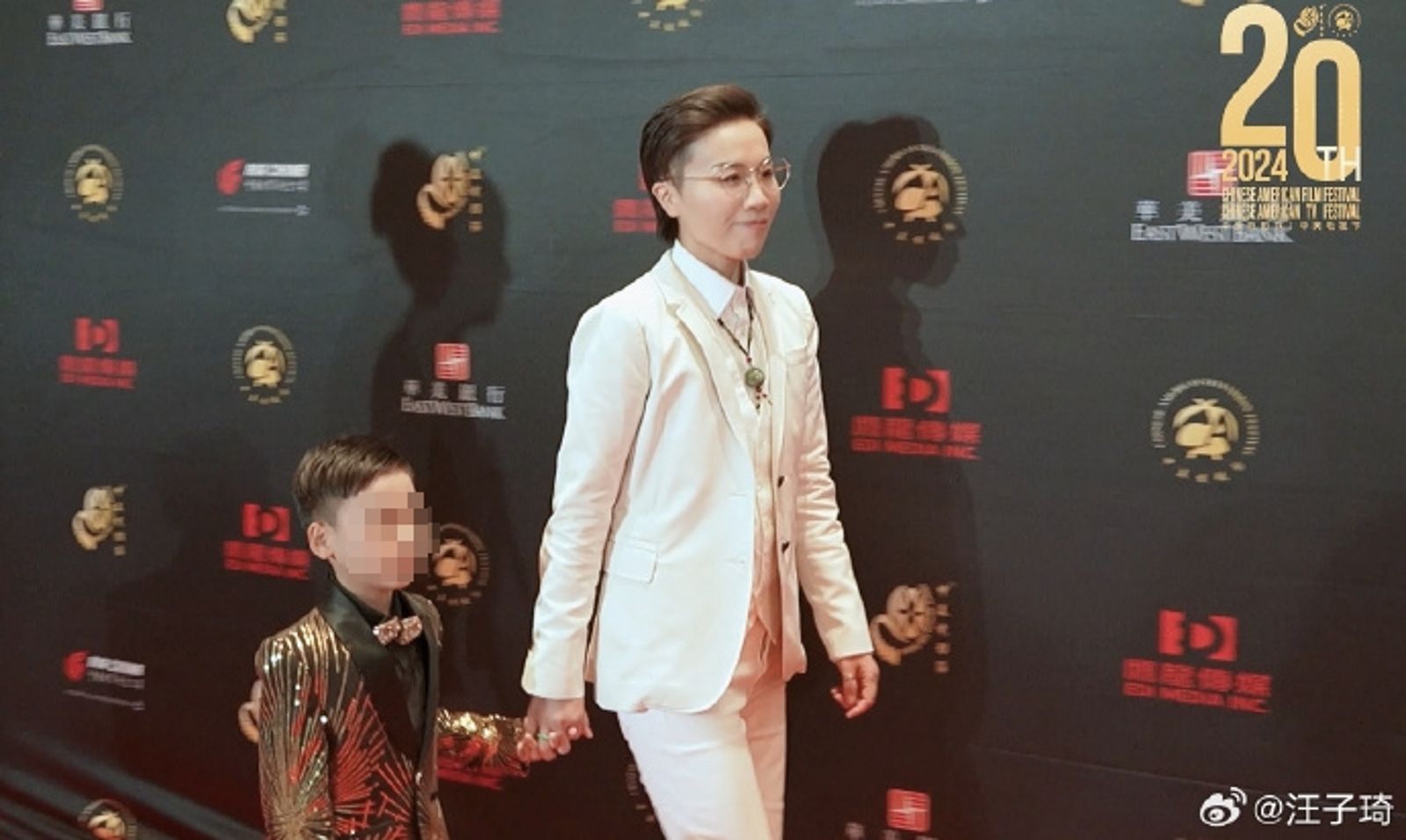 中國導演汪子琦在微博發文，指自己「就是看不慣那個韓國老男人」，怒罵具俊曄。（翻攝自微博）