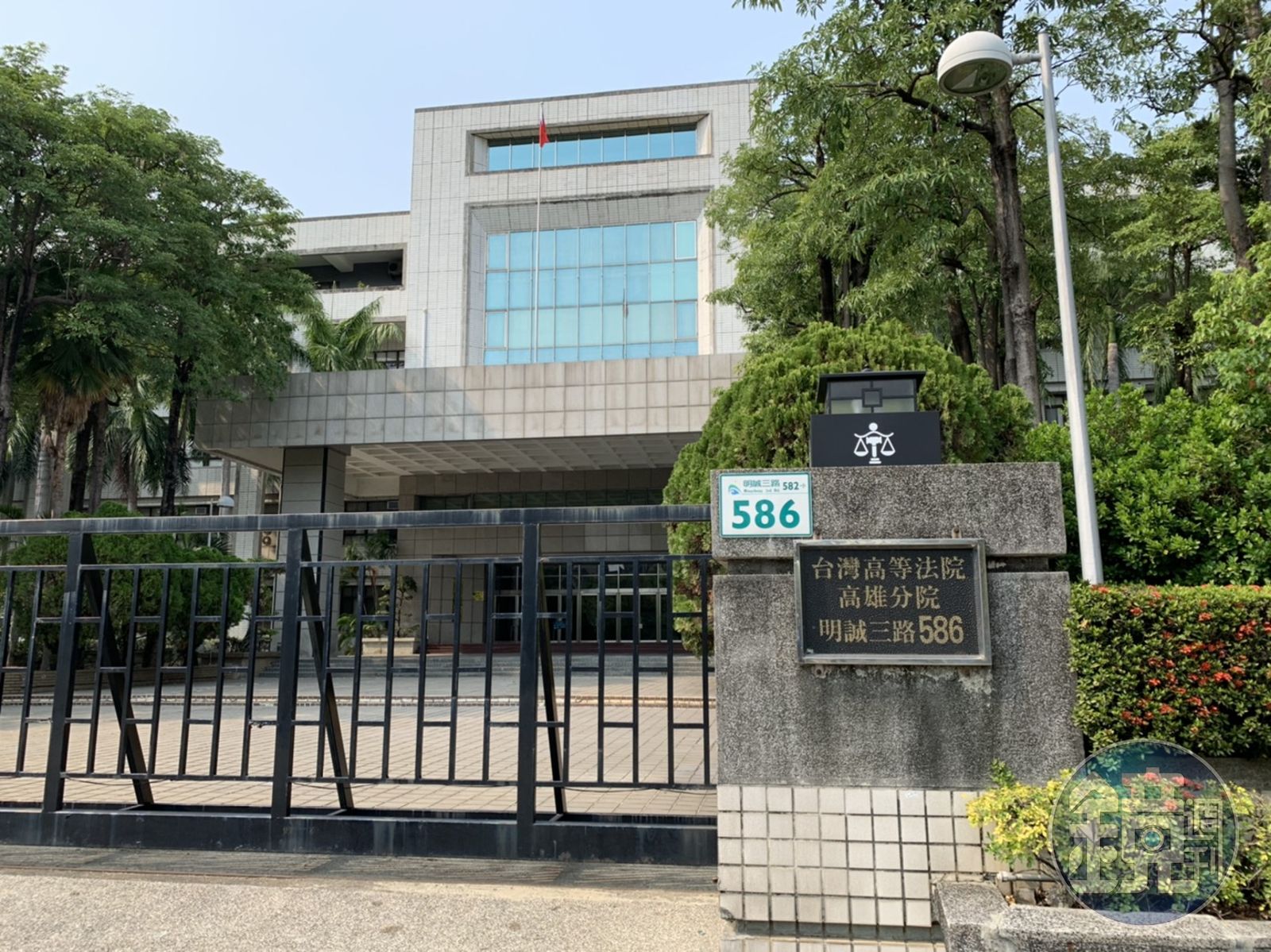 原住民侯男持獵槍恐嚇、砸毀仇家擋風玻璃，雖可合法擁有槍枝，仍被依槍砲罪判刑，二審高雄高分院改判徒刑４年，仍可上訴。（本刊資料照）