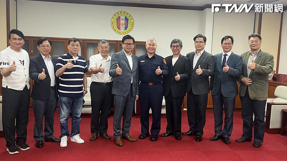 台灣民間反詐騙協會今(21日)拜會警專校長方仰寧，方校長表示，警專與時俱進，積極培養學生成為打詐生力軍。照片來源：台灣民間反詐協會提供。