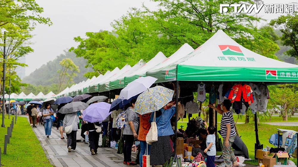 信義房屋贊助2025臺北兒童月帳篷，鼓勵親子同樂。圖為北市教育局提供。