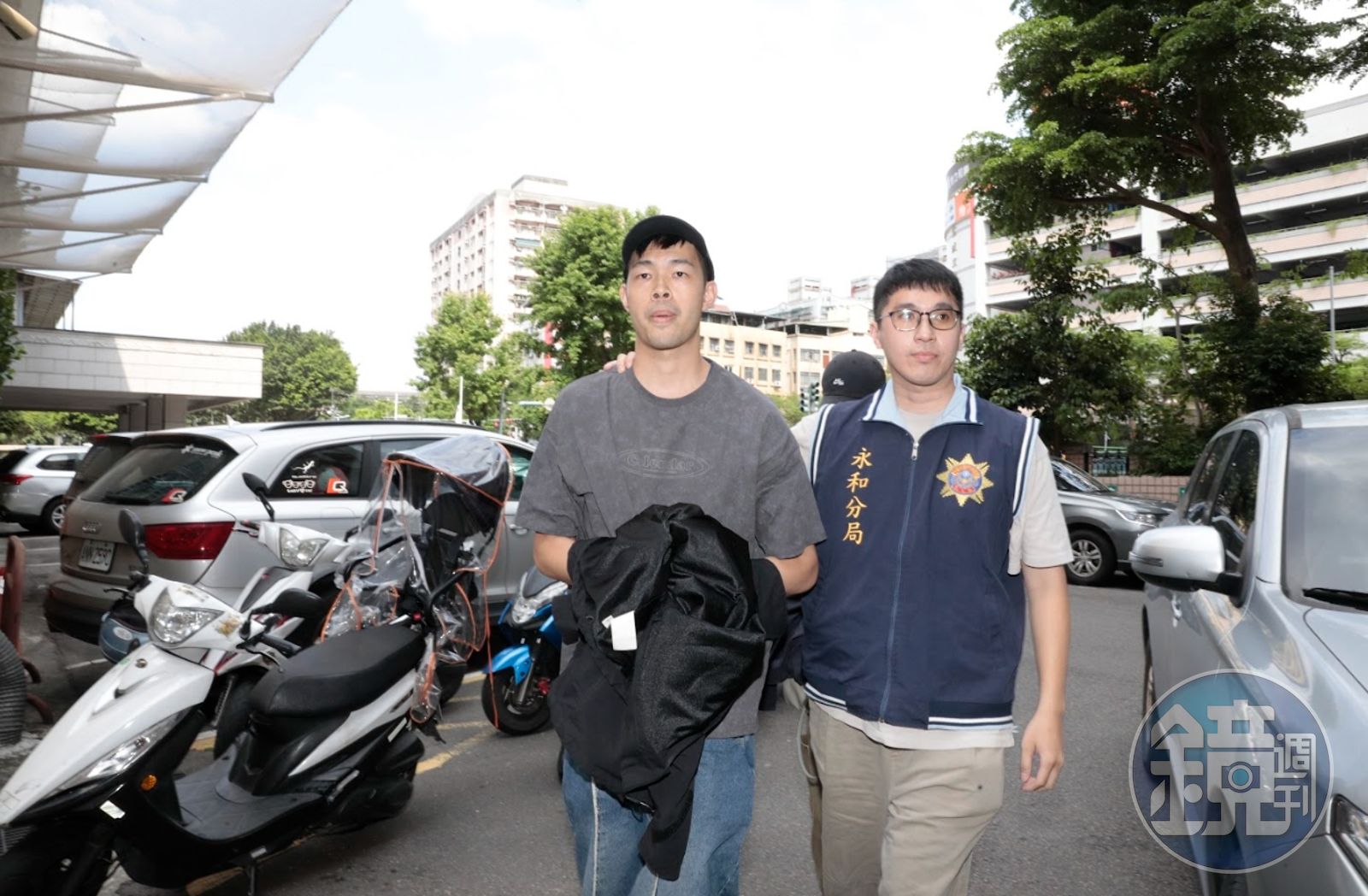 「小蝦」陳大天涉「閃兵」，被諭令25萬元交保。
