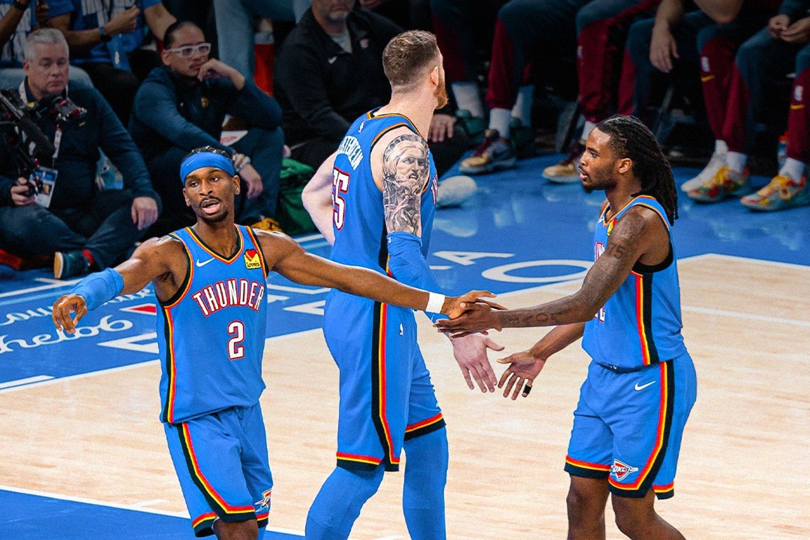 雷霆鏖戰7場戰勝金塊挺進季後賽西區決賽。（翻攝自X@okcthunder）