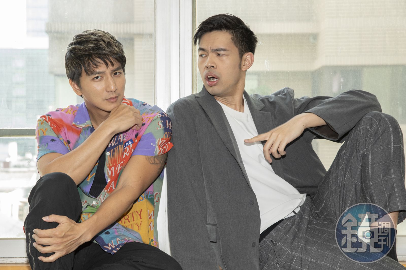 陳大天（右）原本在《三個傻瓜》有吃重演出，卻因逃兵事件退出演出名單。