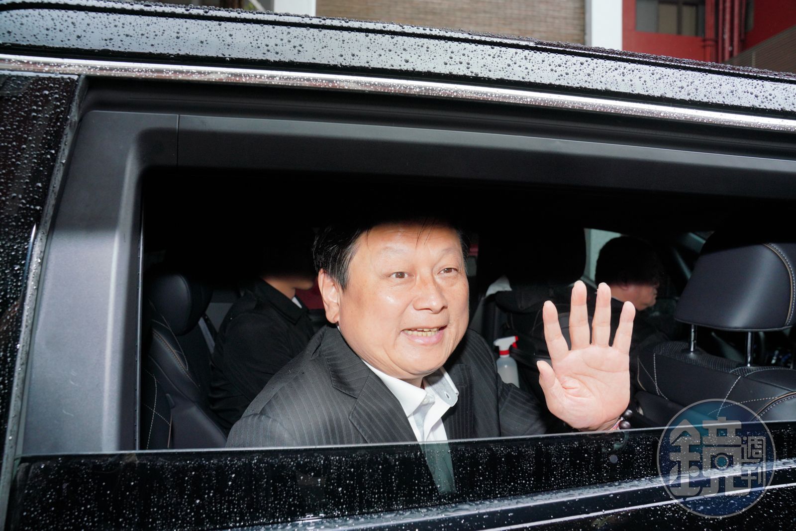 藍綠近日互控濫用公務車，國民黨團總召傅崐萁也被點名使用公務車找黨團立委吃飯。（本刊資料照）