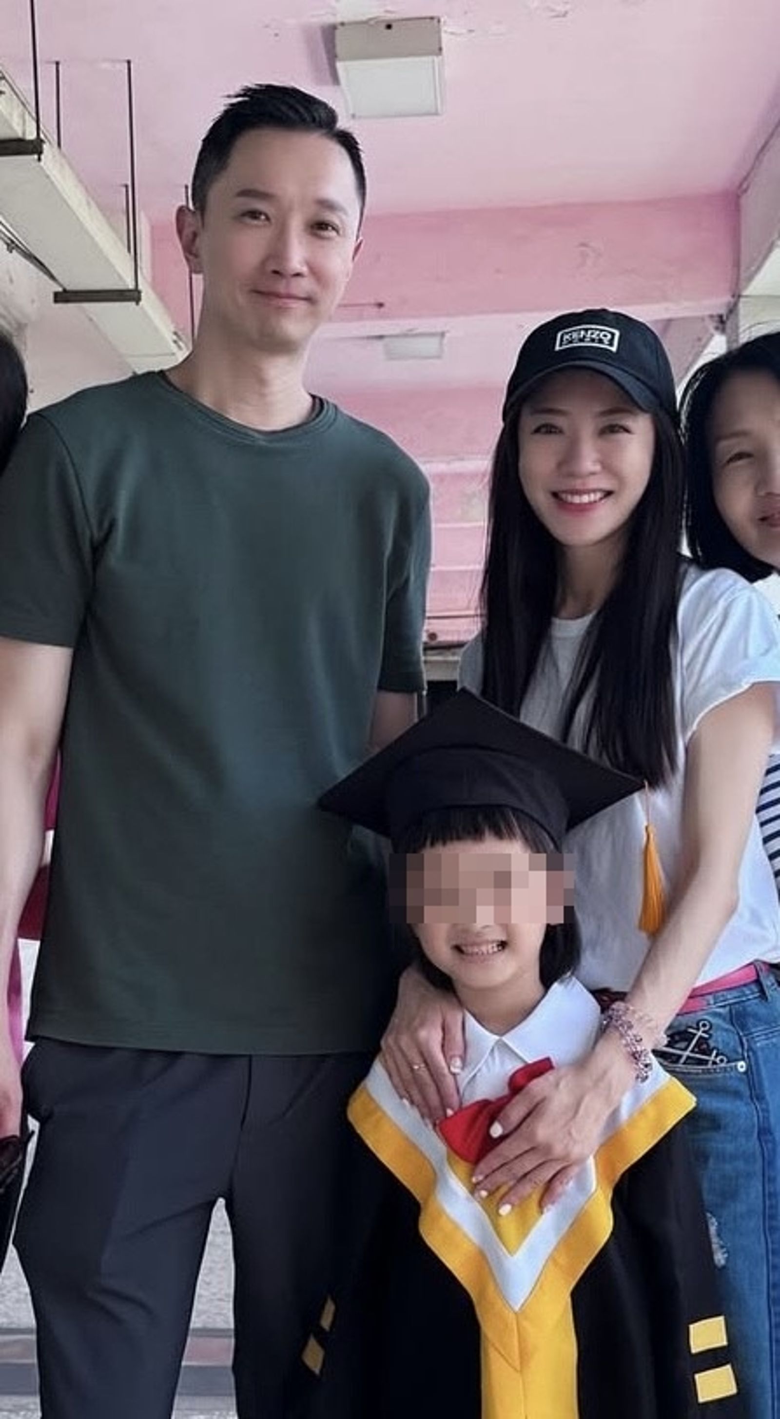 楊千霈和前夫洪家傑罕見同框的昂合照。（翻攝自楊千霈IG）